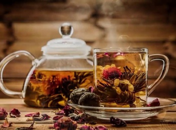 Чай-цветок (связанный чай) банка 135-140 г (18 штук*)
